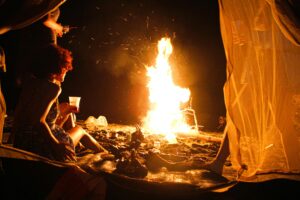 🌙✨ La Noche Mágica de San Juan 2025: Rituales de Manifestación y la Energía de los Astros ✨🔥 Descubre cómo aprovechar la energía de la Noche de San Juan 2025 con rituales de manifestación, astrología y magia. ¡Atrae amor, abundancia y purificación! 🔥🌙 #SanJuan #Magia